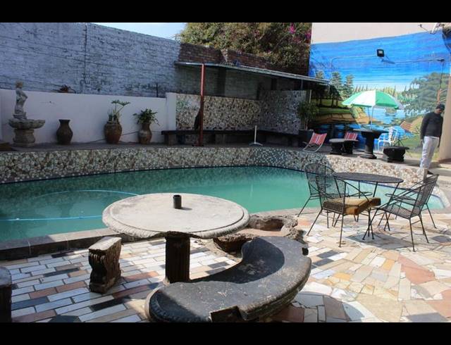 25 BEDROOM HOUSE FOR SALE IN KENSINGTON